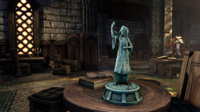 Statuette: Alessia, Liberator