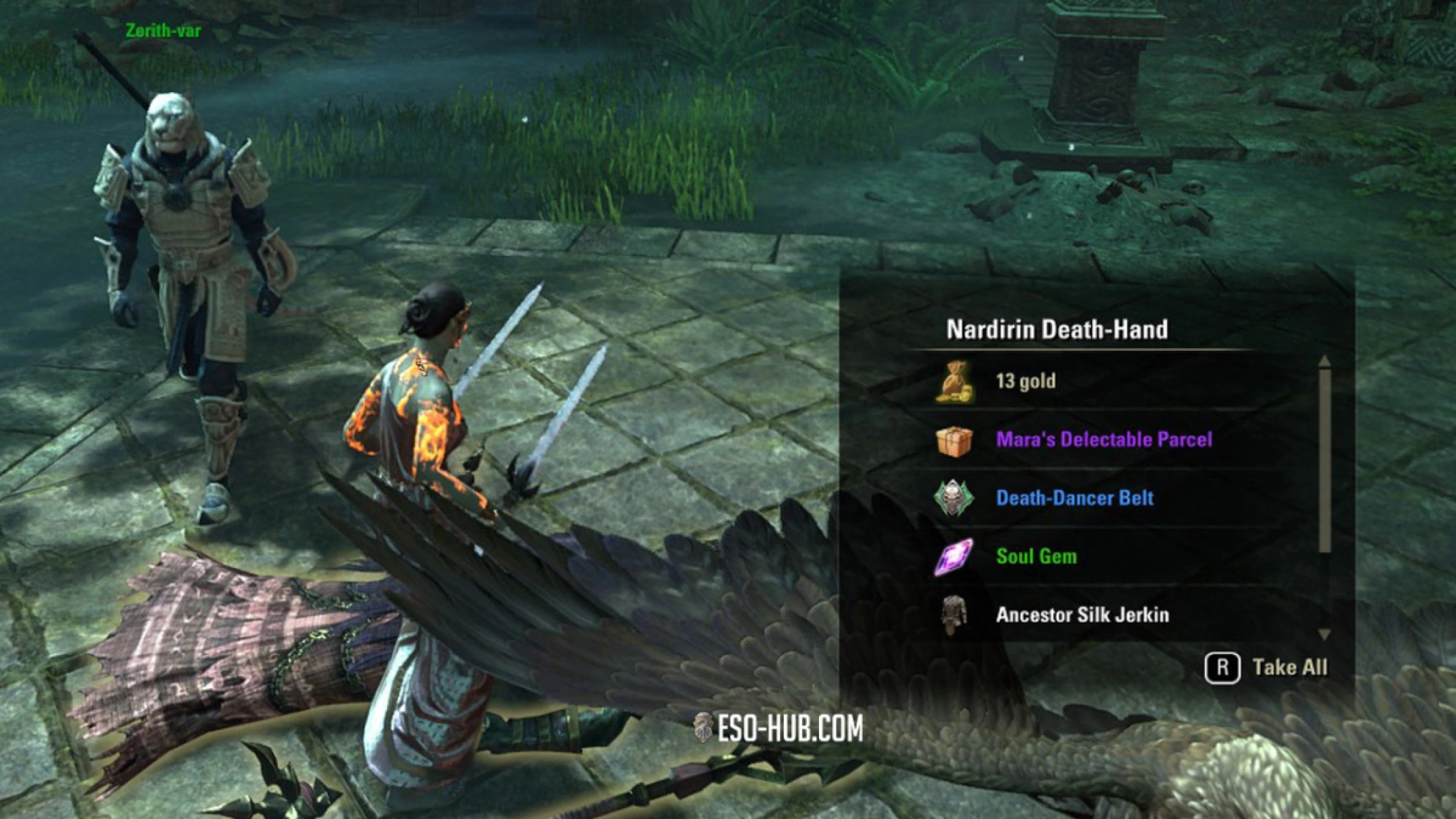 Looting a Mara’s Delectable Parcel from a delve boss in Solstice.